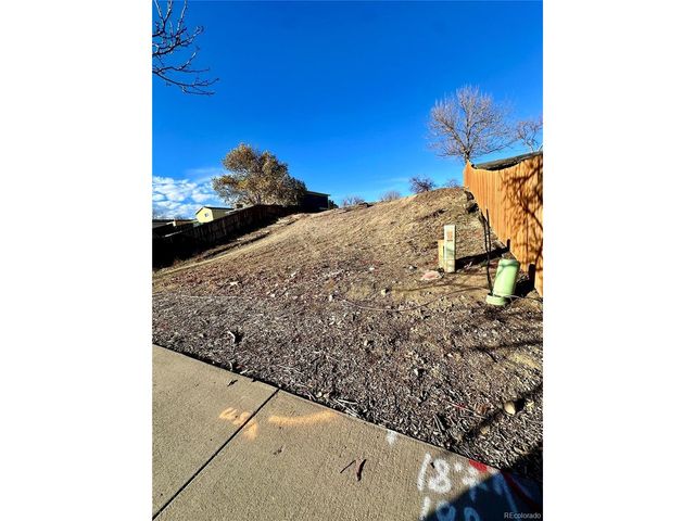 2422 E 96th Way, Thornton, CO 80229
