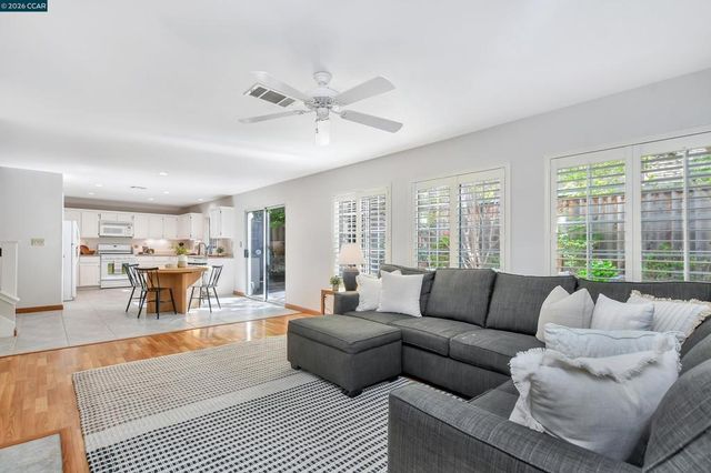 280 Brady Street, Martinez, CA 94553