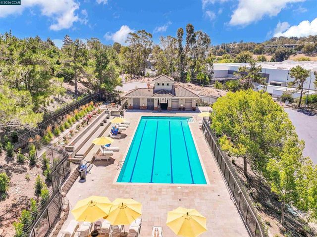 280 Brady Street, Martinez, CA 94553