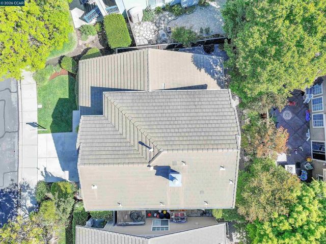 280 Brady Street, Martinez, CA 94553