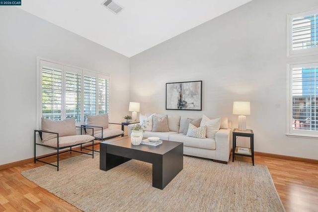 280 Brady Street, Martinez, CA 94553
