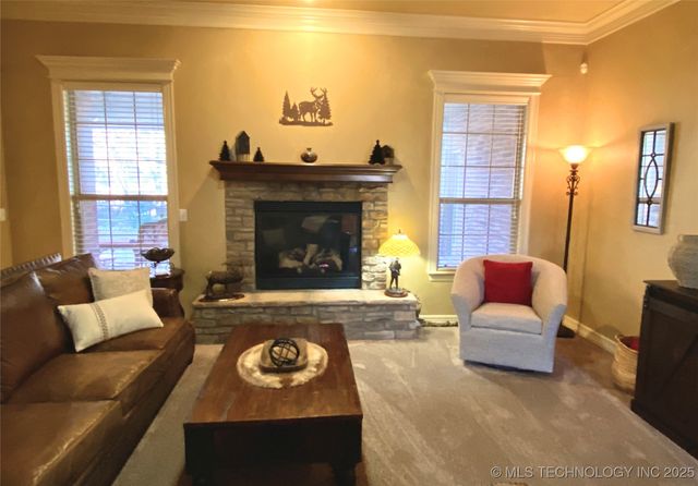 13822 S 18th Place, Bixby, OK 74008