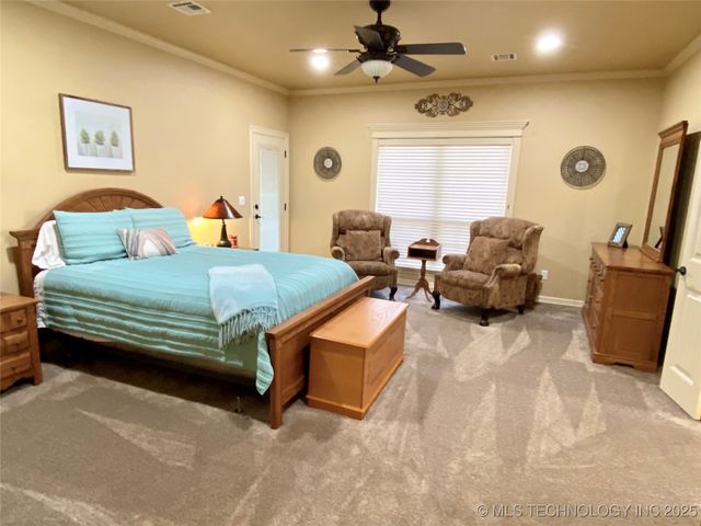 13822 S 18th Place, Bixby, OK 74008