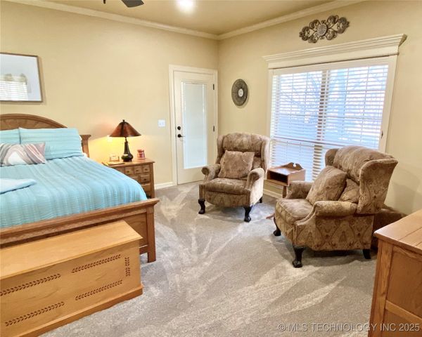 13822 S 18th Place, Bixby, OK 74008