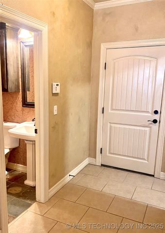 13822 S 18th Place, Bixby, OK 74008