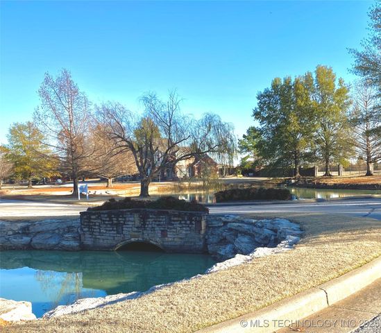 13822 S 18th Place, Bixby, OK 74008