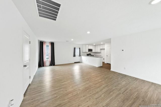 4319 FLUVIAL CIR, San Antonio, TX 78223