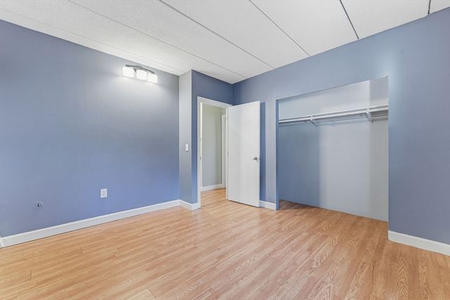 1011 Main St 5, Woburn, MA 01801