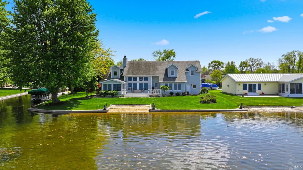 54 Ems B20b Lane, Pierceton, IN 46562