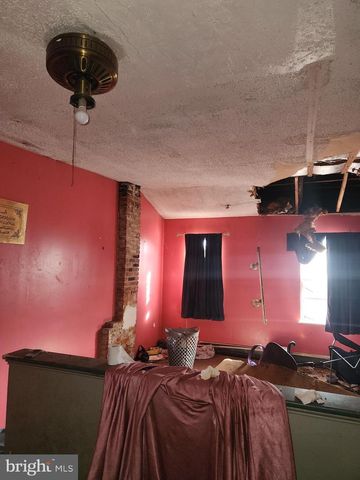 251 E HAINES ST, Philadelphia, PA 19144