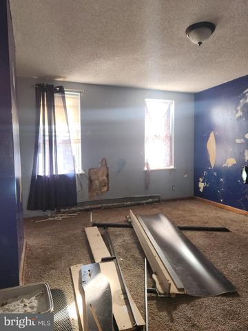 251 E HAINES ST, Philadelphia, PA 19144