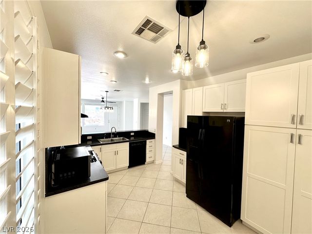 4554 Regalo Bello Street, Las Vegas, NV 89135