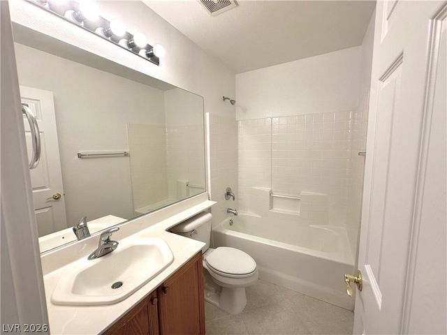 4554 Regalo Bello Street, Las Vegas, NV 89135