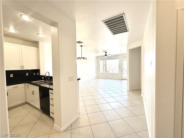 4554 Regalo Bello Street, Las Vegas, NV 89135