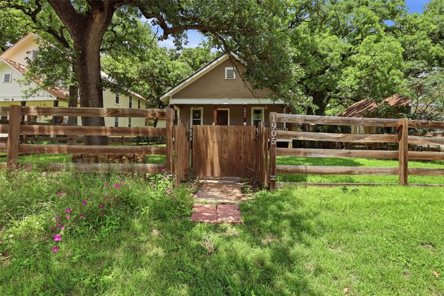 1905 Old Dicey Road, Weatherford, TX 76085