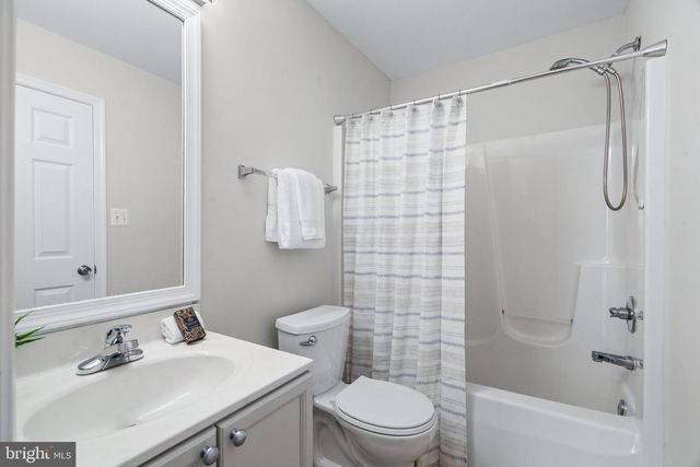 2502 EMERSON DR, Frederick, MD 21702