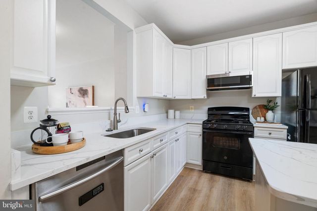 2502 EMERSON DR, Frederick, MD 21702
