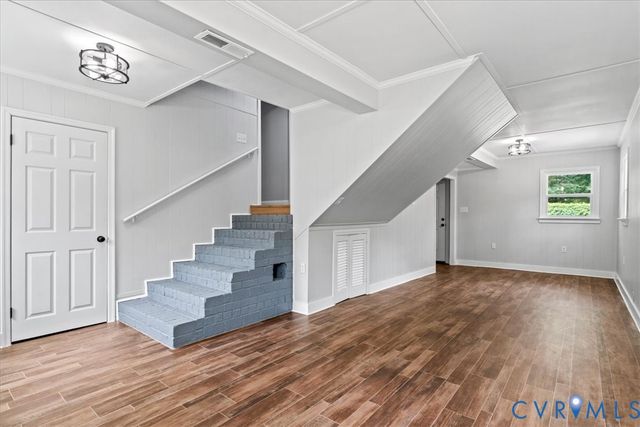 9916 S Wagstaff Cir, North Chesterfield, VA 23236