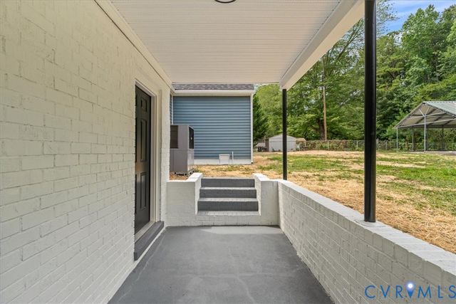 9916 S Wagstaff Cir, North Chesterfield, VA 23236