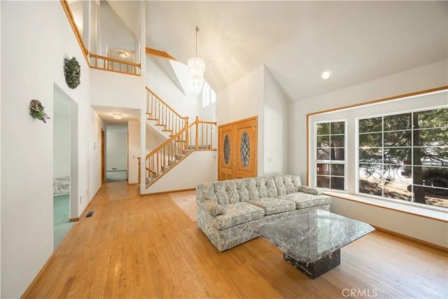 499 Bel Air Drive, Lake Arrowhead, CA 92352