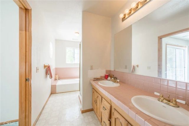 499 Bel Air Drive, Lake Arrowhead, CA 92352