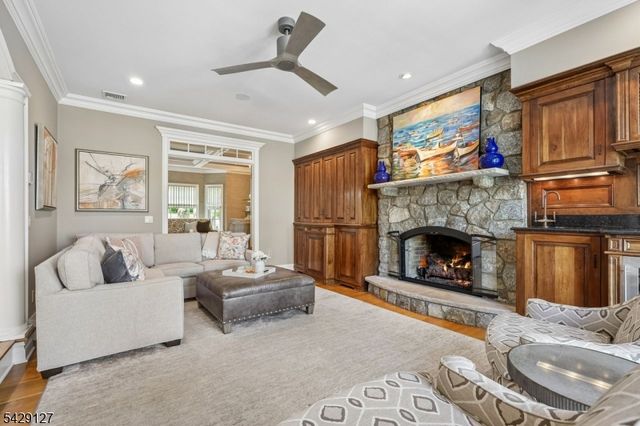 107 Huron Dr, Chatham Twp., NJ 07928