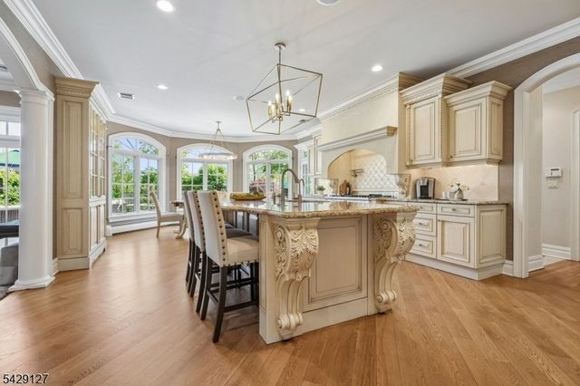 107 Huron Dr, Chatham Twp., NJ 07928