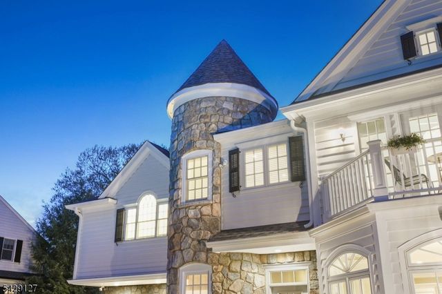 107 Huron Dr, Chatham Twp., NJ 07928
