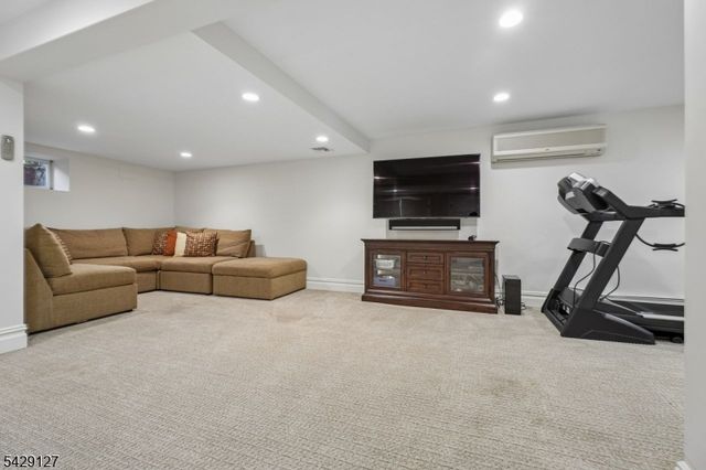107 Huron Dr, Chatham Twp., NJ 07928