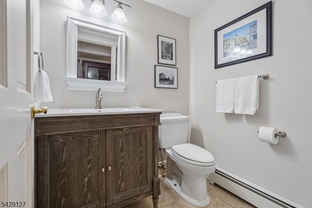 107 Huron Dr, Chatham Twp., NJ 07928