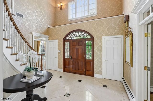 107 Huron Dr, Chatham Twp., NJ 07928