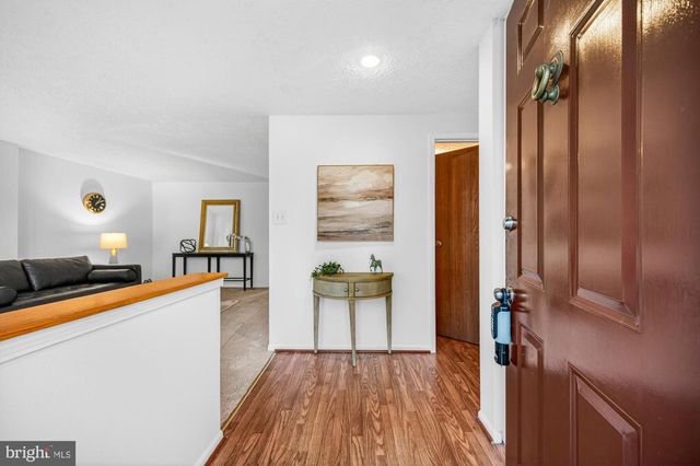 16200 HENDERSON LN, Dumfries, VA 22025