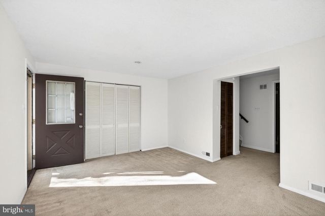 16200 HENDERSON LN, Dumfries, VA 22025