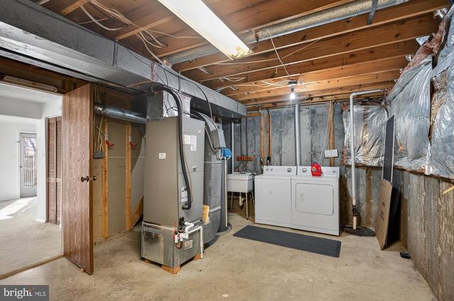 16200 HENDERSON LN, Dumfries, VA 22025