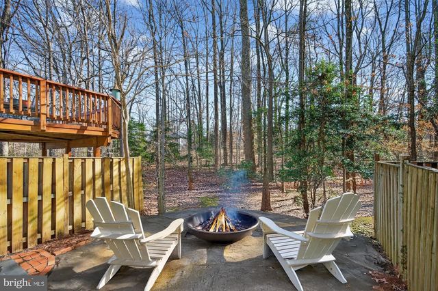 16200 HENDERSON LN, Dumfries, VA 22025