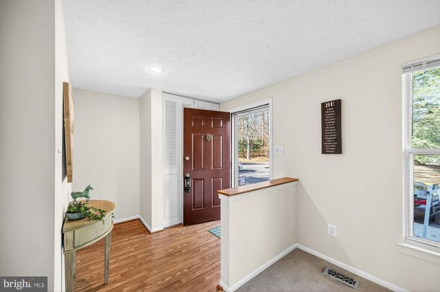 16200 HENDERSON LN, Dumfries, VA 22025