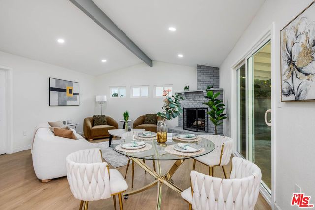 1207 W Orange Grove Avenue, Burbank, CA 91506