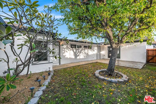 1207 W Orange Grove Avenue, Burbank, CA 91506