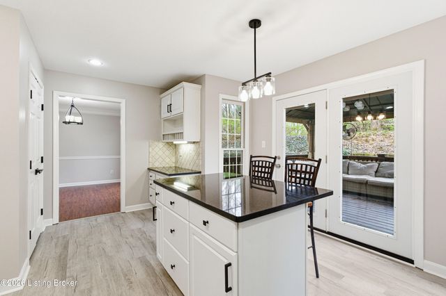 4204 Marseille Dr, Louisville, KY 40272