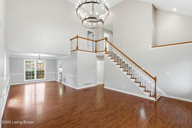 4204 Marseille Dr, Louisville, KY 40272