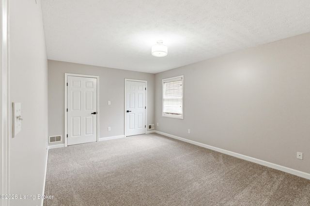 4204 Marseille Dr, Louisville, KY 40272