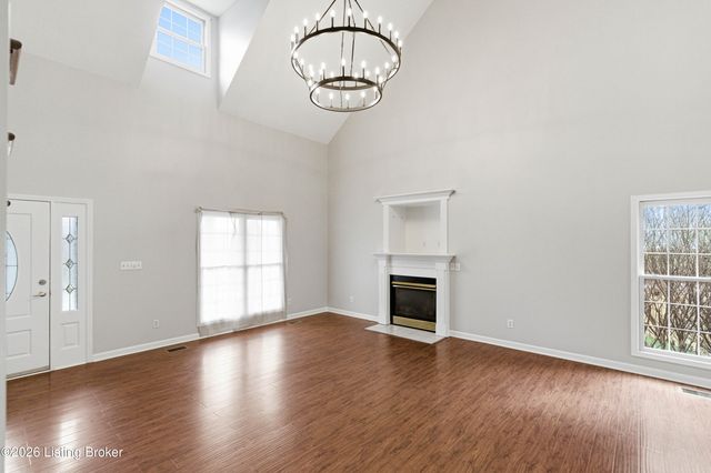 4204 Marseille Dr, Louisville, KY 40272