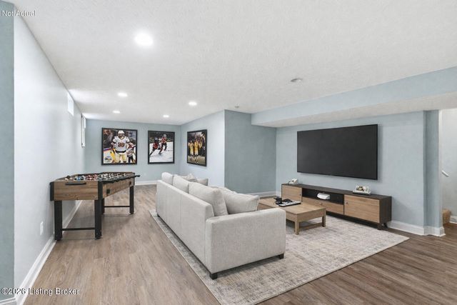 4204 Marseille Dr, Louisville, KY 40272