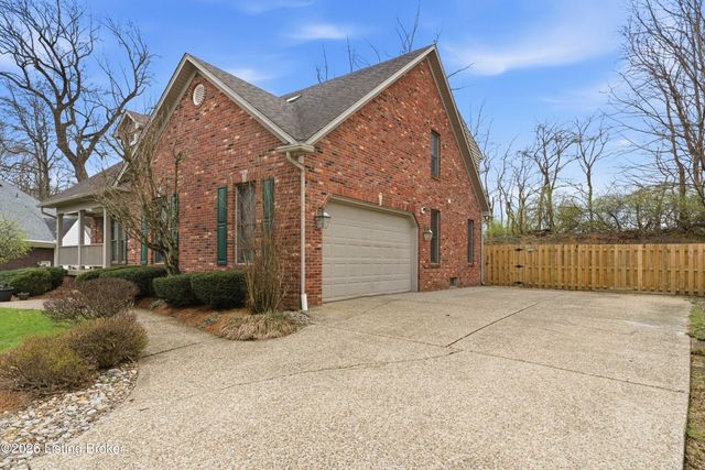 4204 Marseille Dr, Louisville, KY 40272