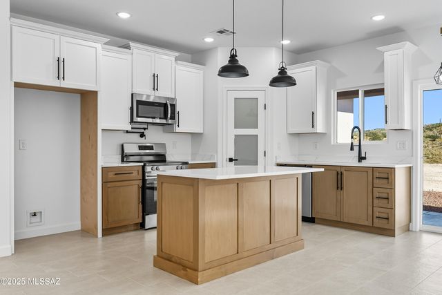 1039 Calle Coyote, Rio Rico, AZ 85648