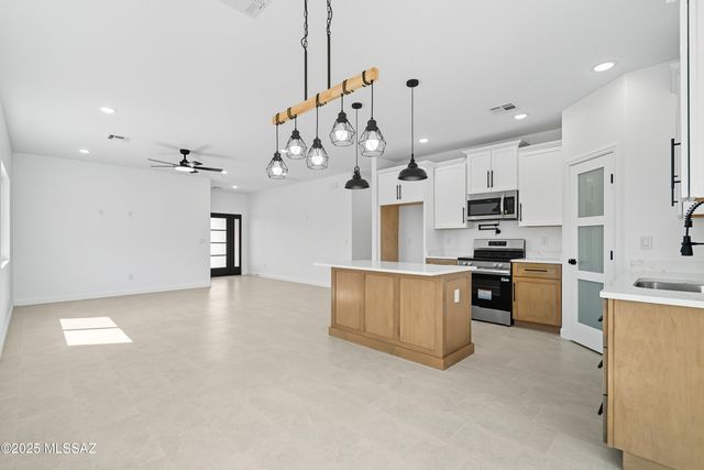 1039 Calle Coyote, Rio Rico, AZ 85648