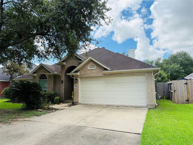 103 Greenridge Circle, League City, TX 77573
