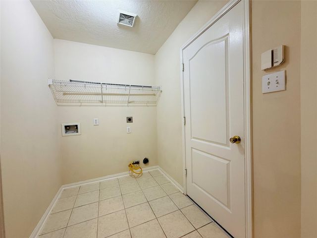 103 Greenridge Circle, League City, TX 77573