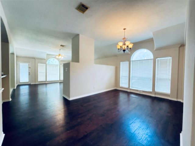 103 Greenridge Circle, League City, TX 77573