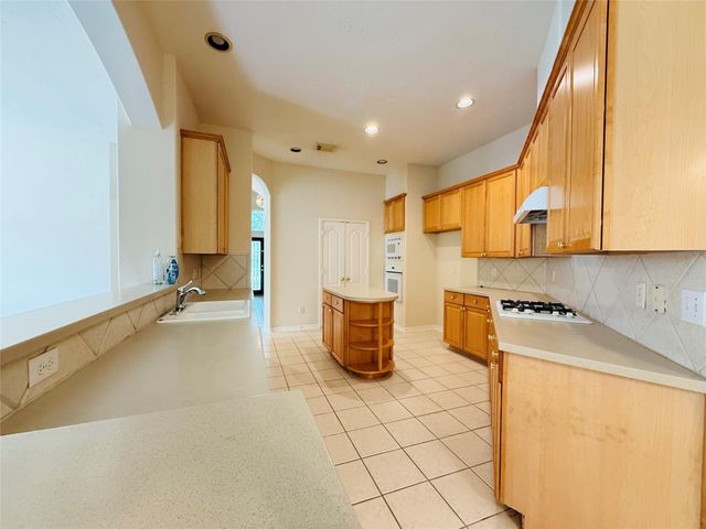 103 Greenridge Circle, League City, TX 77573